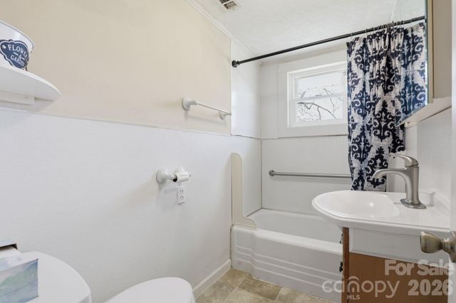 6998 Nobby Lail Road, Connelly Springs, NC 28612