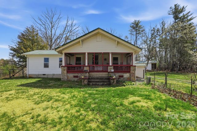 6998 Nobby Lail Road, Connelly Springs, NC 28612