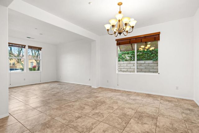 2651 Desert Breeze Way, Palm Springs, CA 92262