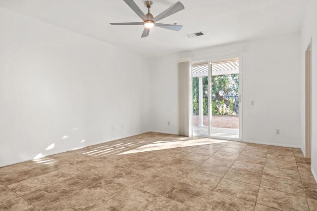2651 Desert Breeze Way, Palm Springs, CA 92262