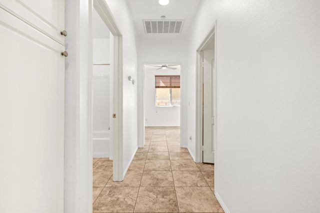2651 Desert Breeze Way, Palm Springs, CA 92262
