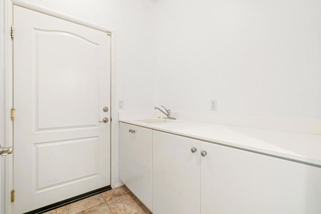 2651 Desert Breeze Way, Palm Springs, CA 92262