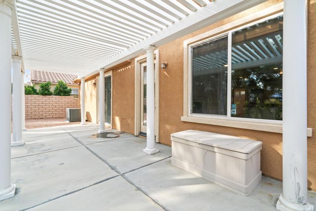 2651 Desert Breeze Way, Palm Springs, CA 92262