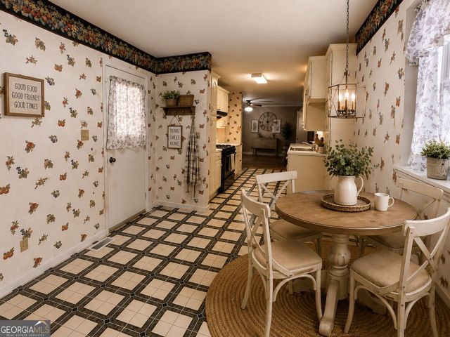 108 Skyline Drive, Barnesville, GA 30204