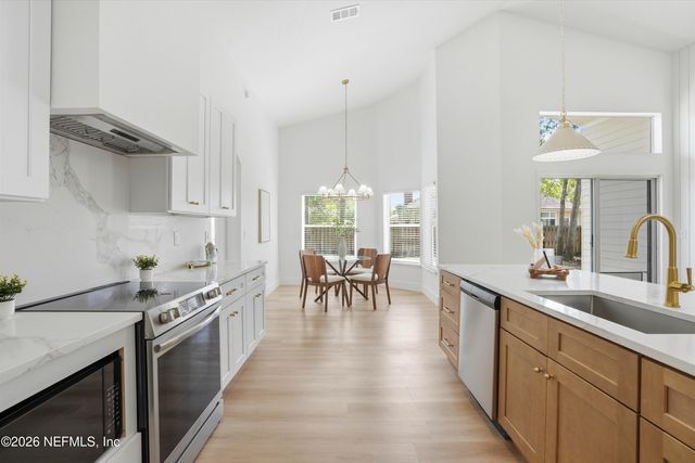 2083 WATER CREST Drive, Fleming Island, FL 32003