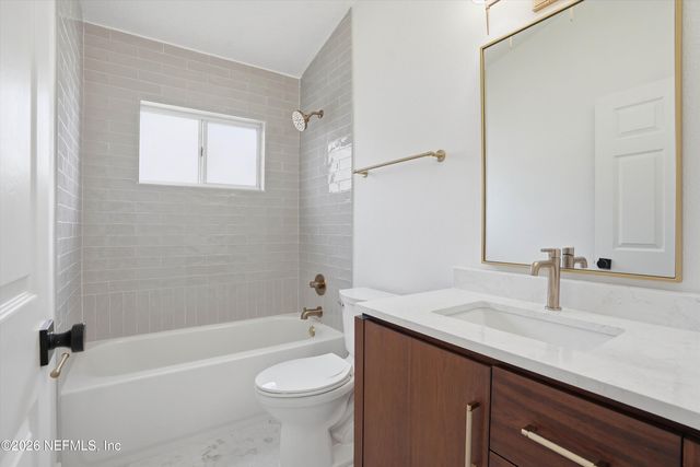 2083 WATER CREST Drive, Fleming Island, FL 32003