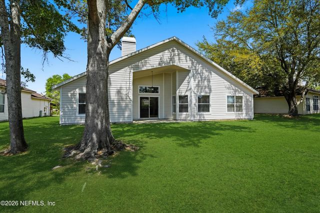 2083 WATER CREST Drive, Fleming Island, FL 32003