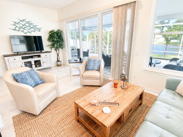 7529 SE Bay Cedar Circle, Hobe Sound, FL 33455
