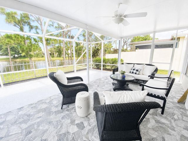 7529 SE Bay Cedar Circle, Hobe Sound, FL 33455