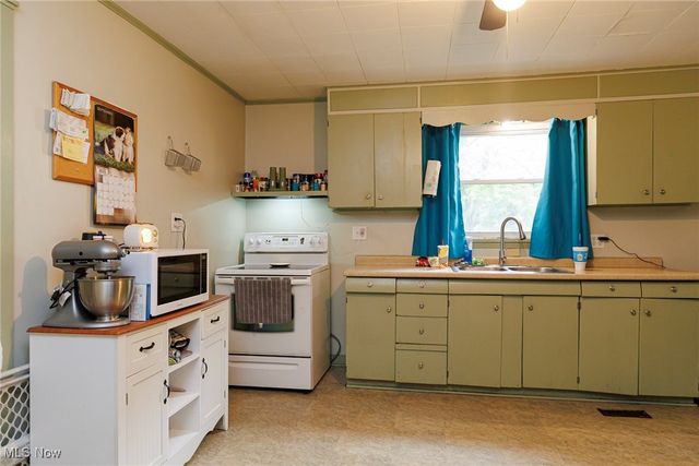 318 N 5th Street, Dennison, OH 44621