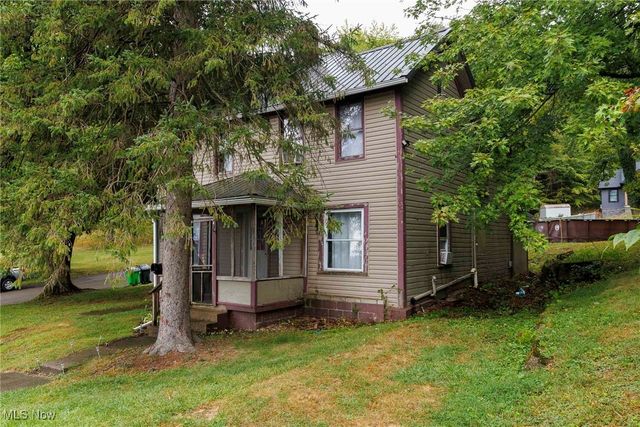 318 N 5th Street, Dennison, OH 44621