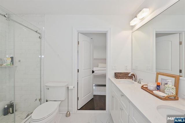 8 Ranch Lane, Closter, NJ 07624