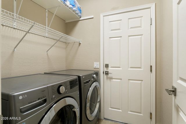 20852 N CANYON WHISPER Drive, Surprise, AZ 85387