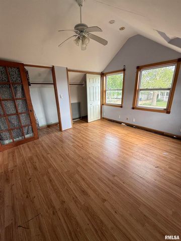 237 1ST Avenue, Clinton, IA 52732