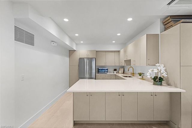 26340 Hickory BLVD 304, Bonita Springs, FL 34134