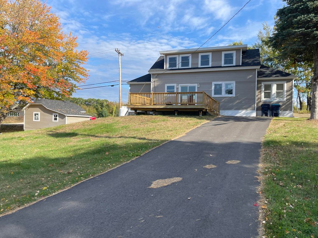 26 Merrow Road, Auburn, ME 04210 — exterior