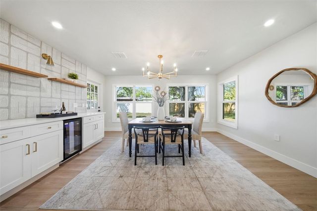 1125 77TH STREET N, St Petersburg, FL 33710