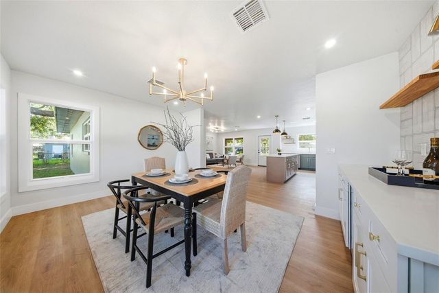 1125 77TH STREET N, St Petersburg, FL 33710