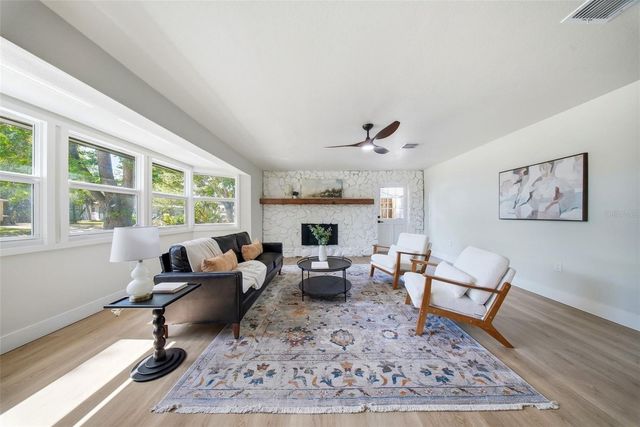 1125 77TH STREET N, St Petersburg, FL 33710