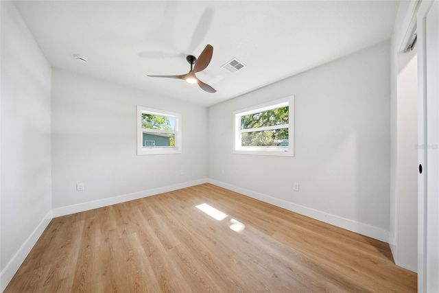 1125 77TH STREET N, St Petersburg, FL 33710