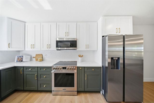 1125 77TH STREET N, St Petersburg, FL 33710