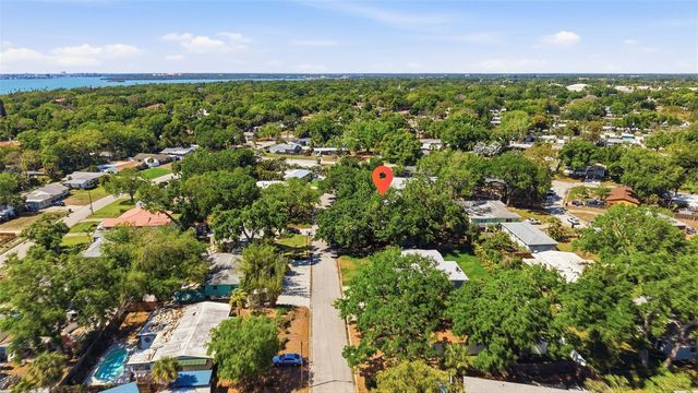 1125 77TH STREET N, St Petersburg, FL 33710