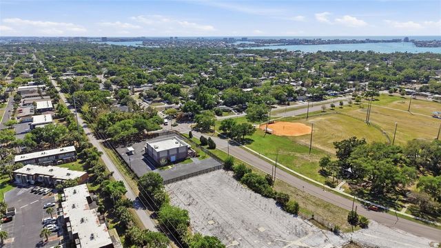 1125 77TH STREET N, St Petersburg, FL 33710