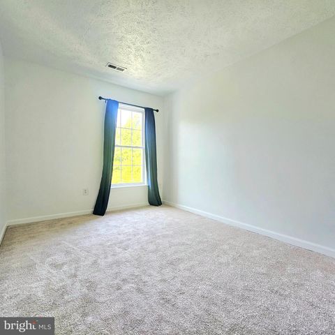 3 TOMAHAWK TER, Middle River, MD 21220