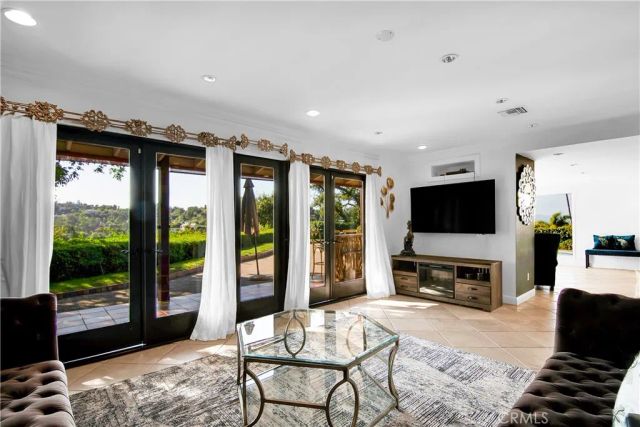 3701 Royal Meadow, Sherman Oaks, CA 91403