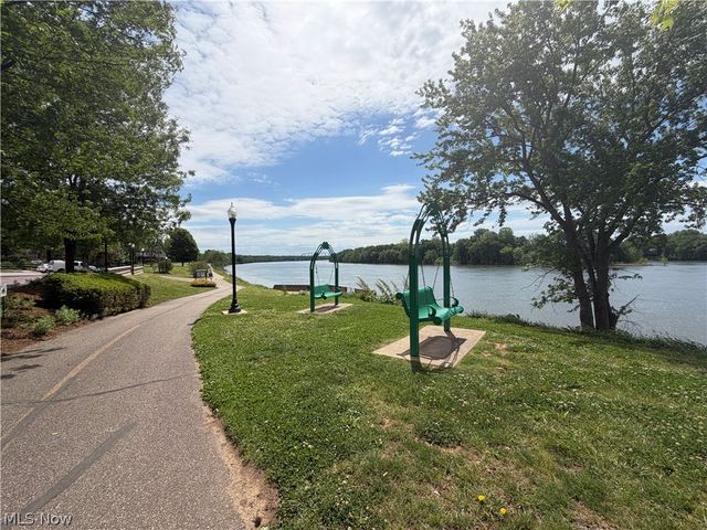 303 Ohio Street, Marietta, OH 45750