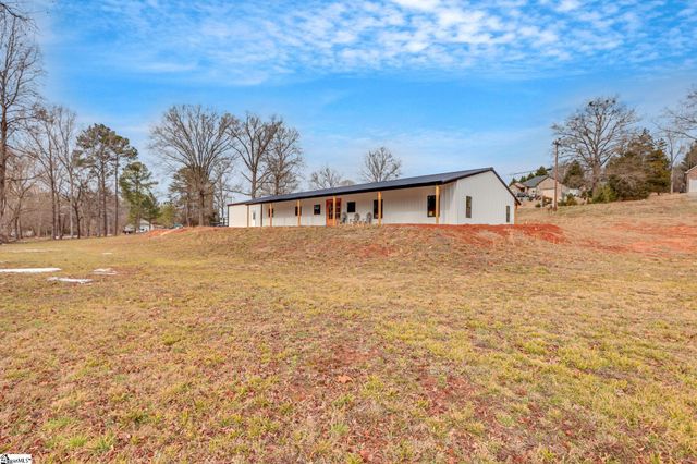 536 Old Mill Road, Campobello, SC 29322