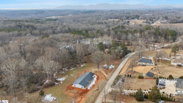 536 Old Mill Road, Campobello, SC 29322