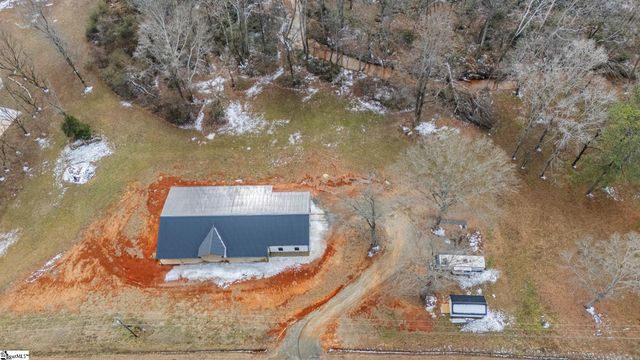 536 Old Mill Road, Campobello, SC 29322