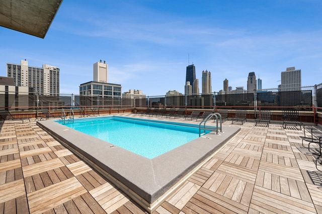 1325 N State Parkway 8E, Chicago, IL 60610