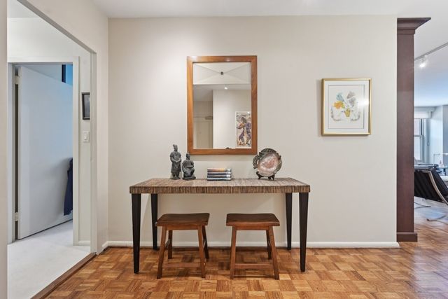 1325 N State Parkway 8E, Chicago, IL 60610