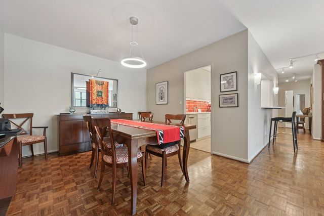 1325 N State Parkway 8E, Chicago, IL 60610