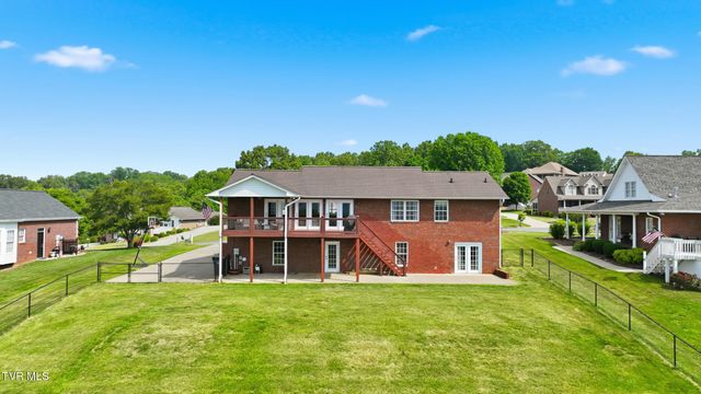 132 Landon Drive, Mount Carmel, TN 37645