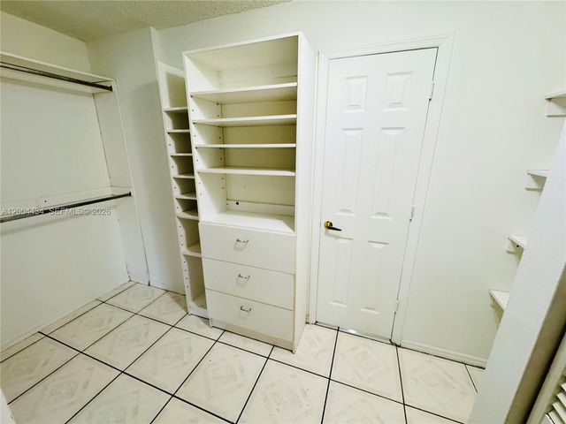 2800 NW 56th Avenue D102, Lauderhill, FL 33313