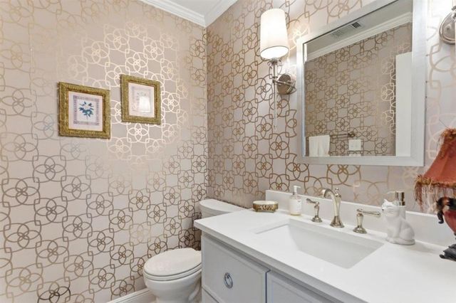 4808 W Quail Hollow Dr Drive, Lake Charles, LA 70605