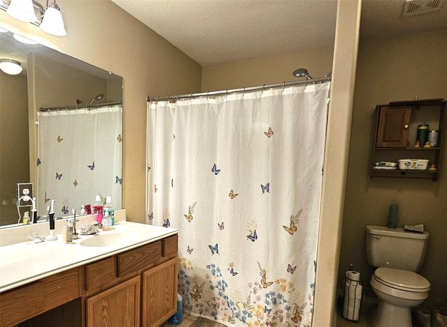 3008 Baronsgate Lane, Dickinson, TX 77539