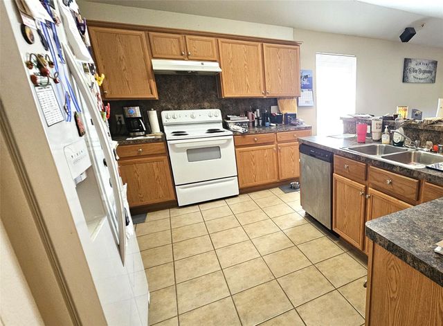 3008 Baronsgate Lane, Dickinson, TX 77539