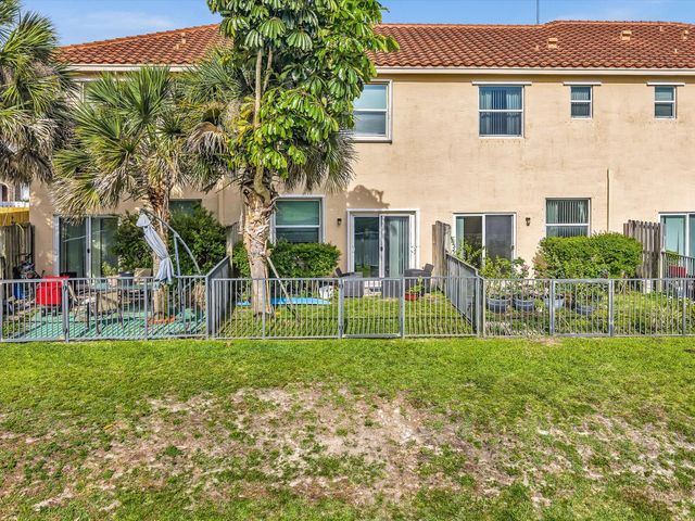 4316 Maybelle Lane, West Palm Beach, FL 33417