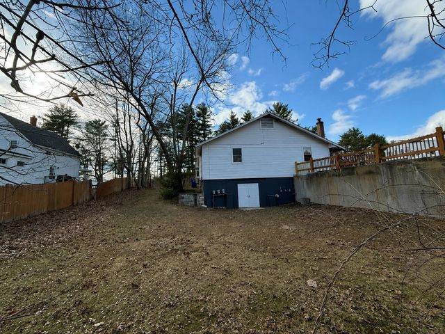 111A Main Street A, Kingston, NH 03848