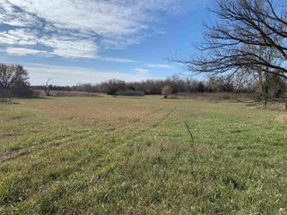 2100 Eden Road, Abilene, KS 67410