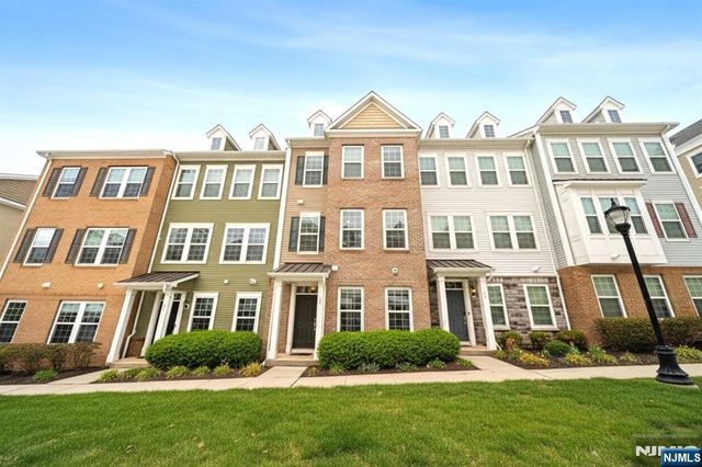 88 Truman Drive, Wood Ridge, NJ 07075