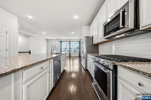 88 Truman Drive, Wood Ridge, NJ 07075