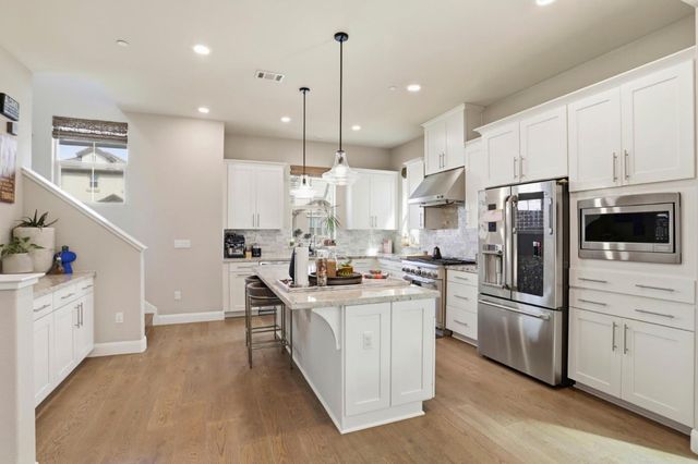 1536 Hidden Creek Lane, Milpitas, CA 95035