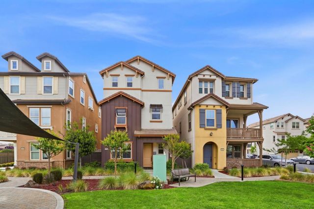 1536 Hidden Creek Lane, Milpitas, CA 95035