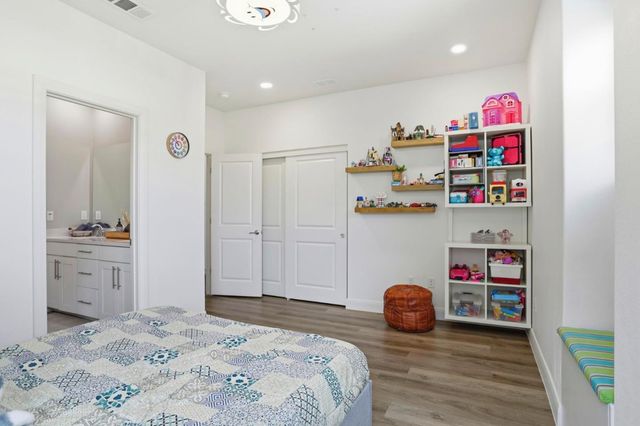 1536 Hidden Creek Lane, Milpitas, CA 95035