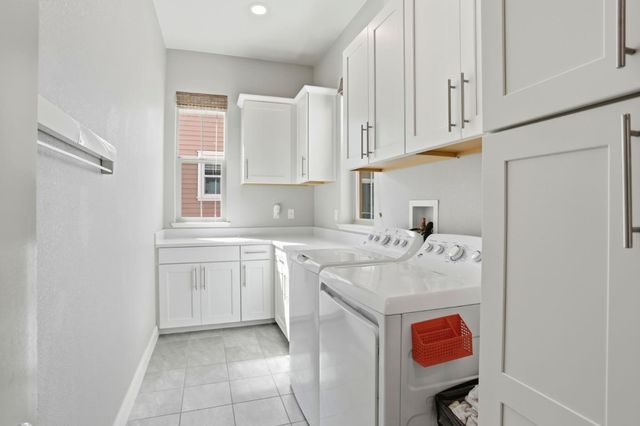 1536 Hidden Creek Lane, Milpitas, CA 95035